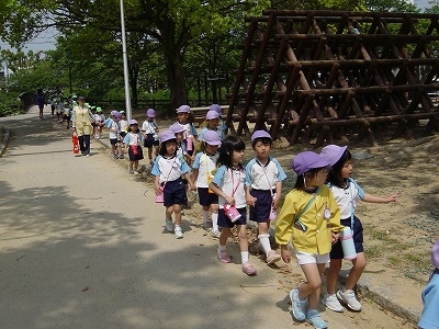 園外保育で城西公園に行ってきました。