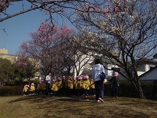 園外保育で城西公園に行きました。