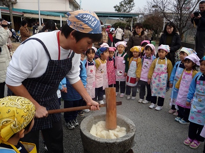 おもちつき