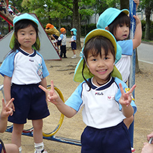 フォトギャラリー | 高知の認定こども園・芸術学園幼稚園│学校法人やまもも学園