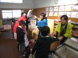 バザー他2010.12.4 045.jpg